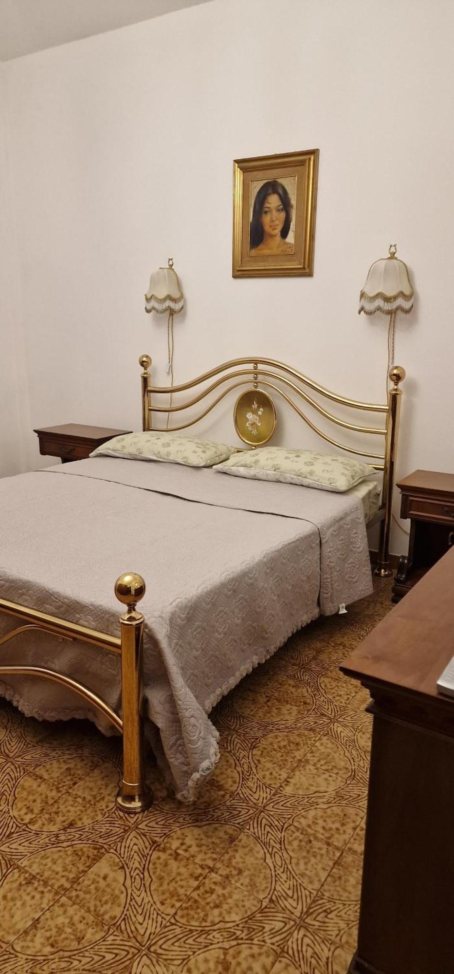 Dalla Fe' Маглие Стая снимка